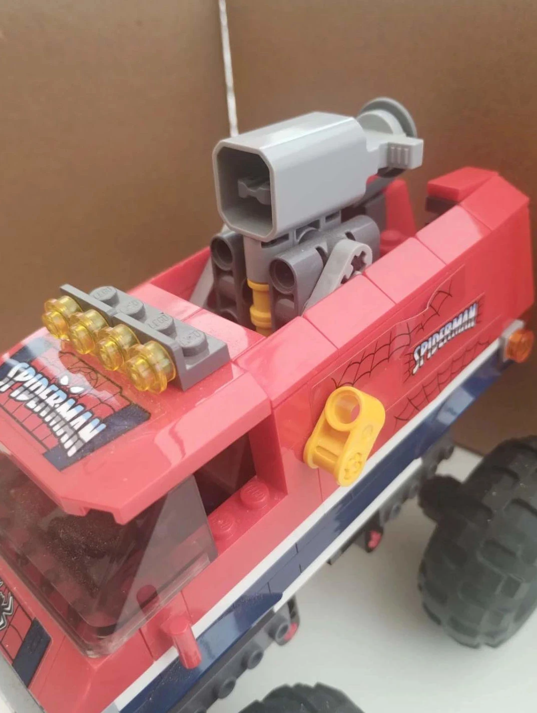 76174 LEGO Spiderman Truck with Figure – photo 3